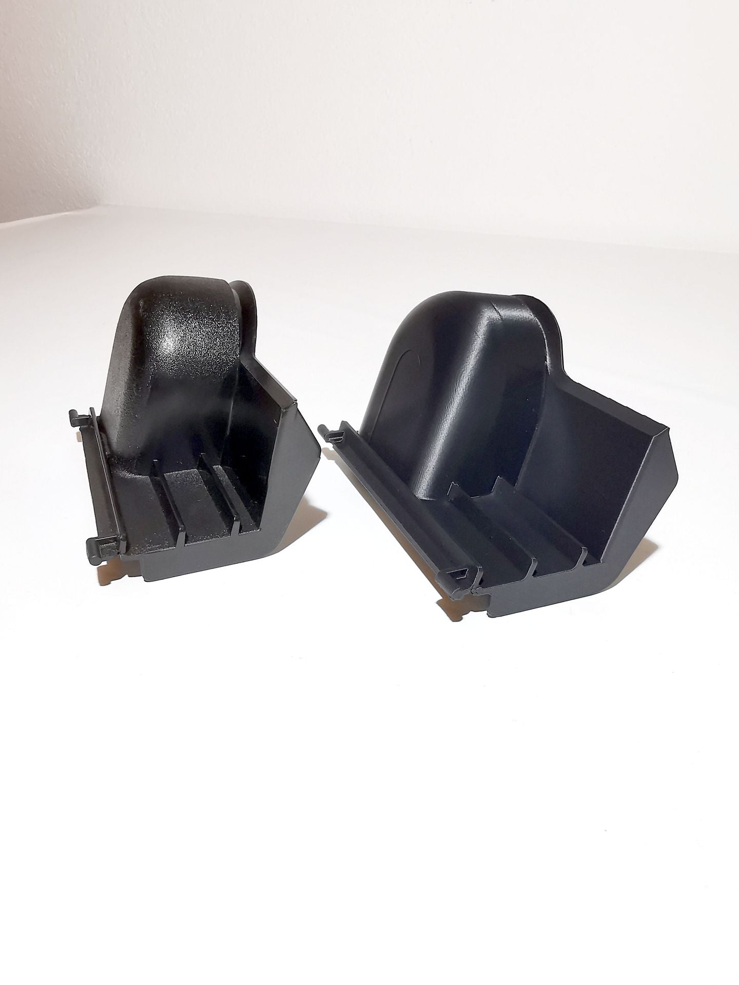 front tow hook cover (reproduction) - Volkswagen Golf Mk2 - OE number 191 853 696