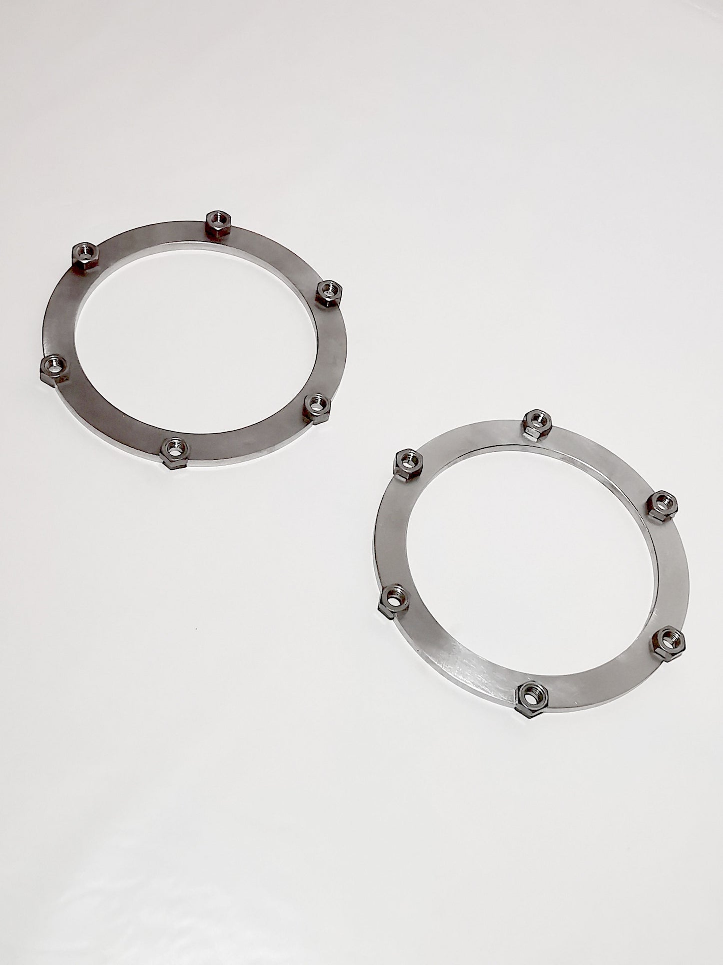 pair of chassis reinforcement brackets - VW Golf Mk2 front strut towers