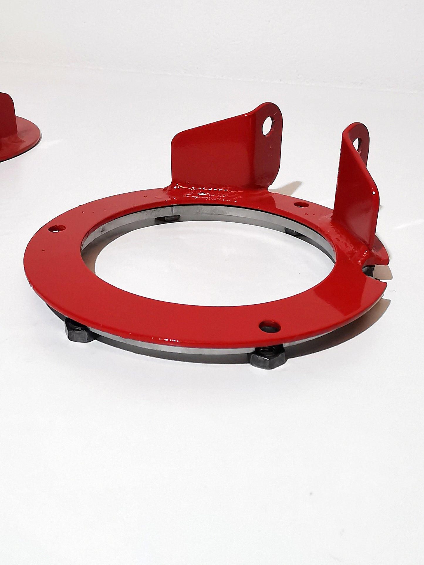 pair of chassis reinforcement brackets - VW Golf Mk2 front strut towers