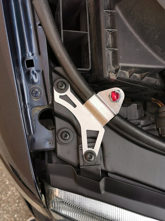 mounting bracket "clubsport" for quick release hood fasteners - Audi A4 B5 - front mount of bonnet