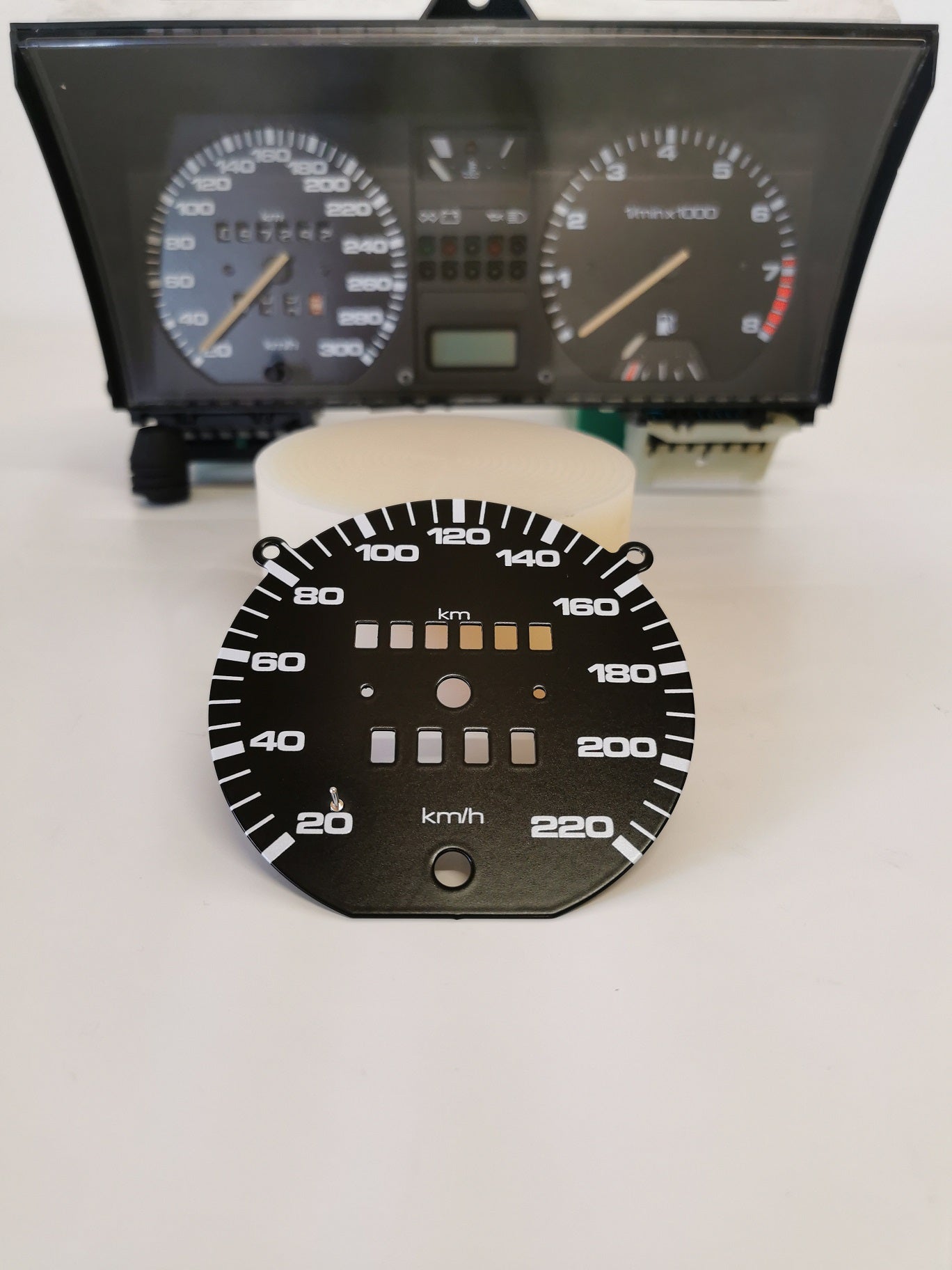 speedometer gauge VW Golf Mk2 - 220km/h