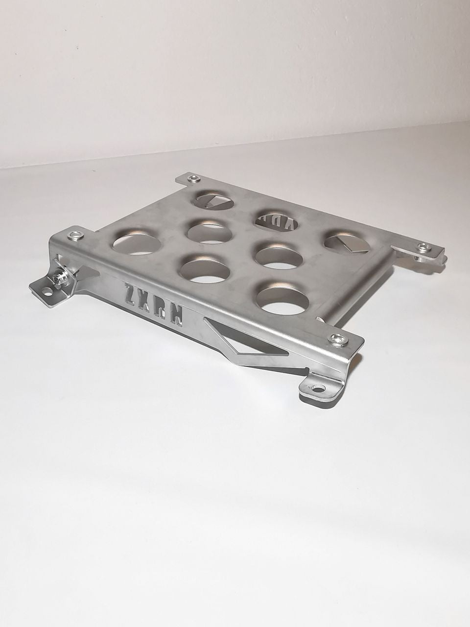 mounting console for 20 liter race tank/fuel tank - aluminum - universal version and Golf Mk4