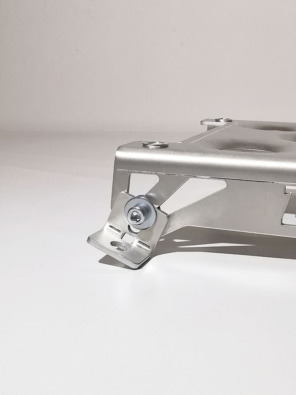 mounting console for 20 liter race tank/fuel tank - aluminum - universal version and Golf Mk4